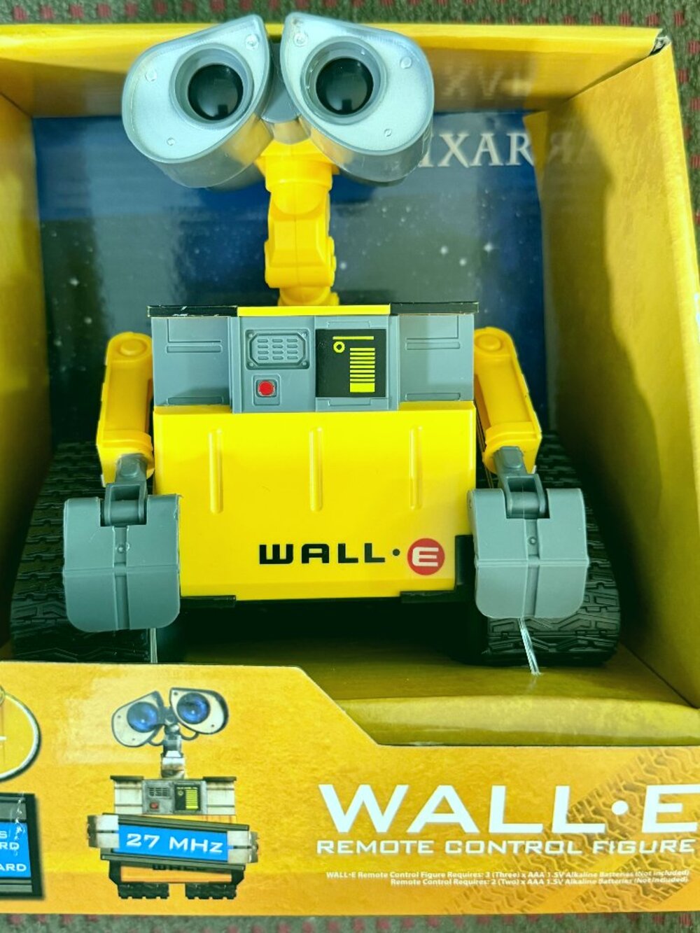 Disney Pixar Wall-E Remote Control Figure RC Robot Toy Collectible NEW Sealed